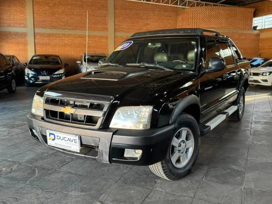 CHEVROLET S10 2.4 ADVANTAGE 4X2 CD 8V FLEX 4P MANUAL CHEVROLET S10 2.4 ADVANTAGE 4X2 CD 8V FLEX 4P MANUAL